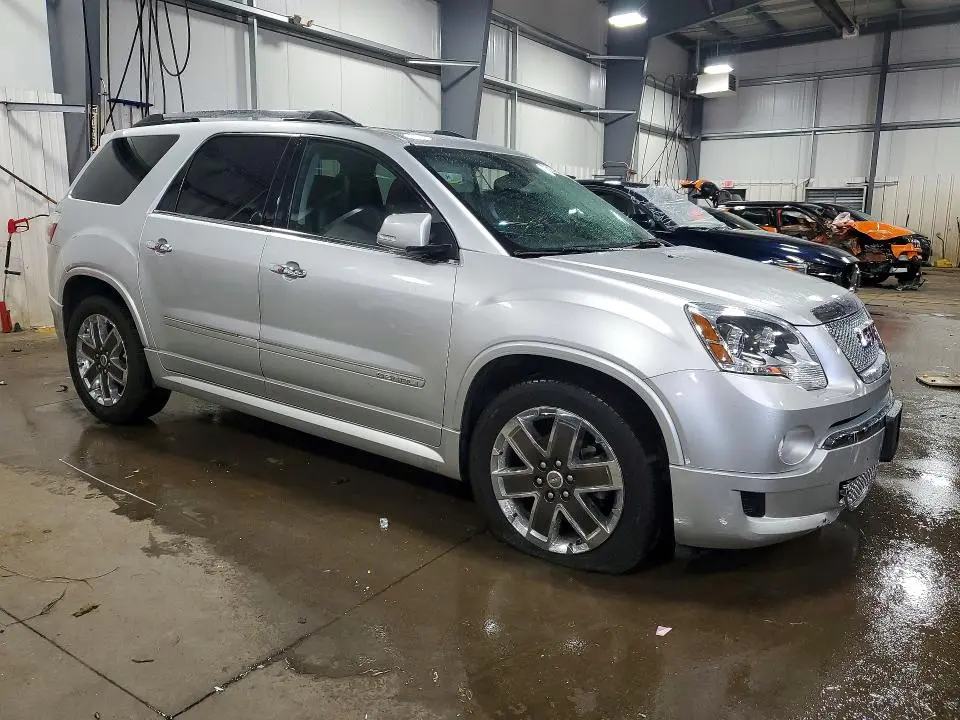 2012 GMC ACADIA DENALI  