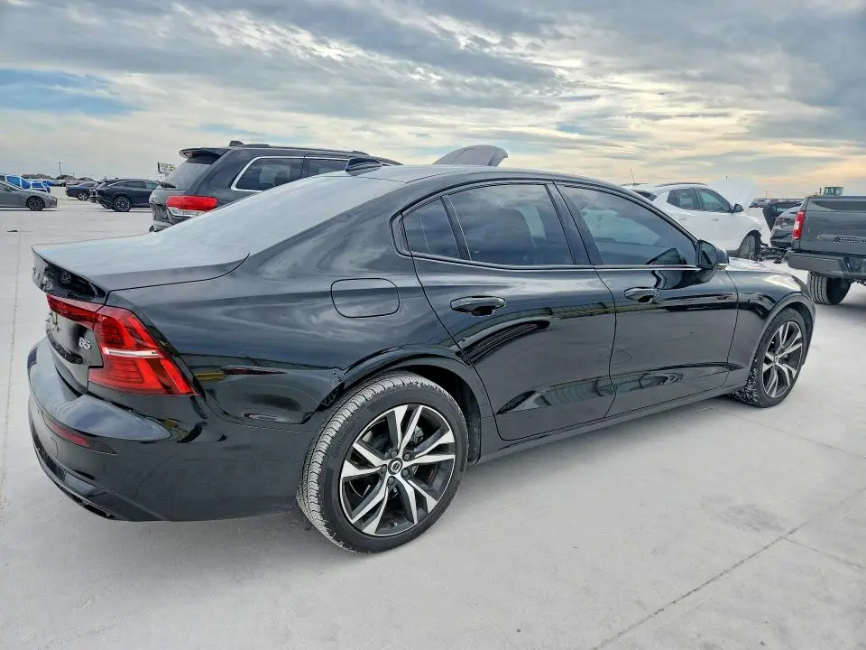 2024 VOLVO S60 PLUS  