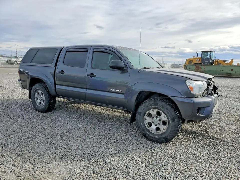2013 TOYOTA TACOMA V6  