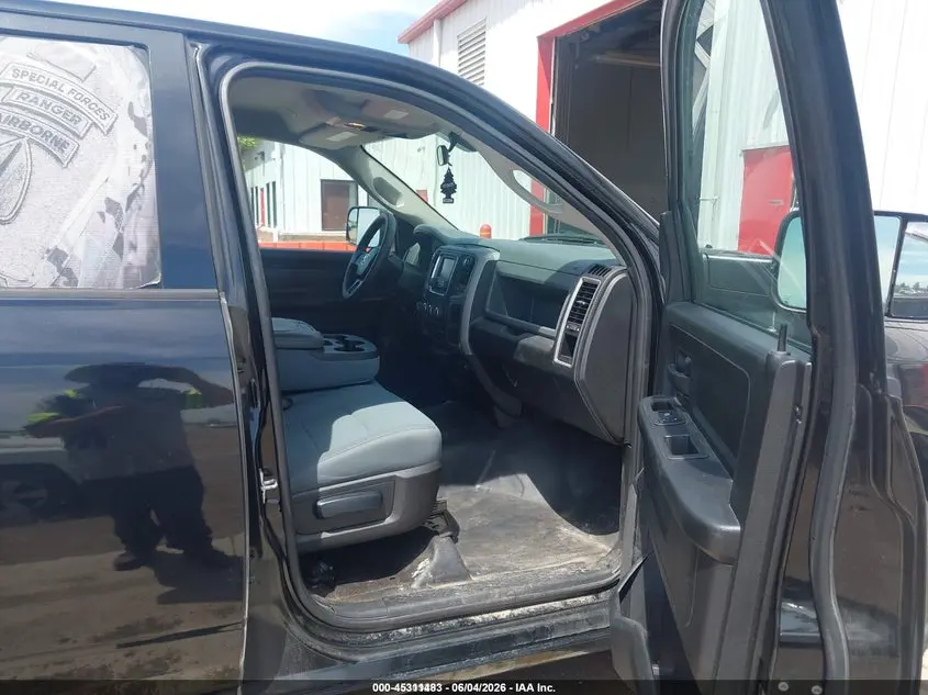 2019 RAM 1500 CLASSIC TRADESMAN  4X4 5'7 BOX