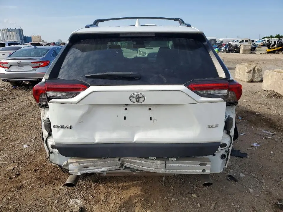 2021 TOYOTA RAV4   