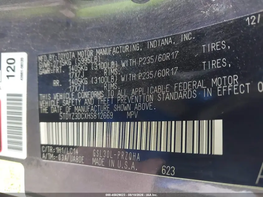 2017 TOYOTA SIENNA XLE 8 PASSENGER