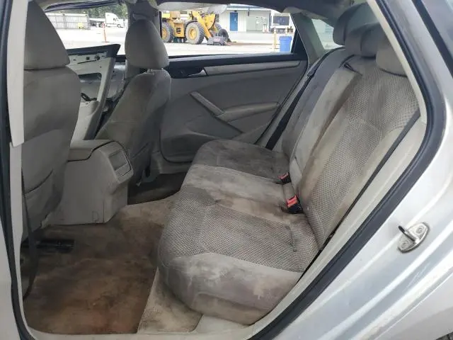 2012 VOLKSWAGEN PASSAT S