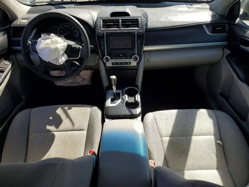 2014 TOYOTA CAMRY LE  