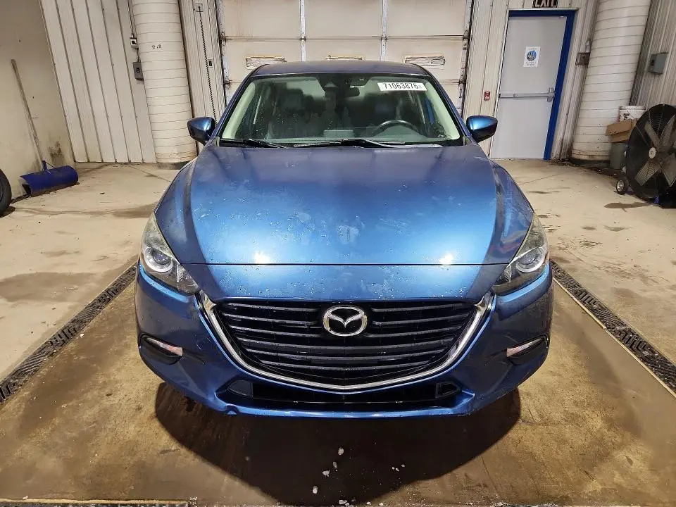 2018 MAZDA 3 TOURING  
