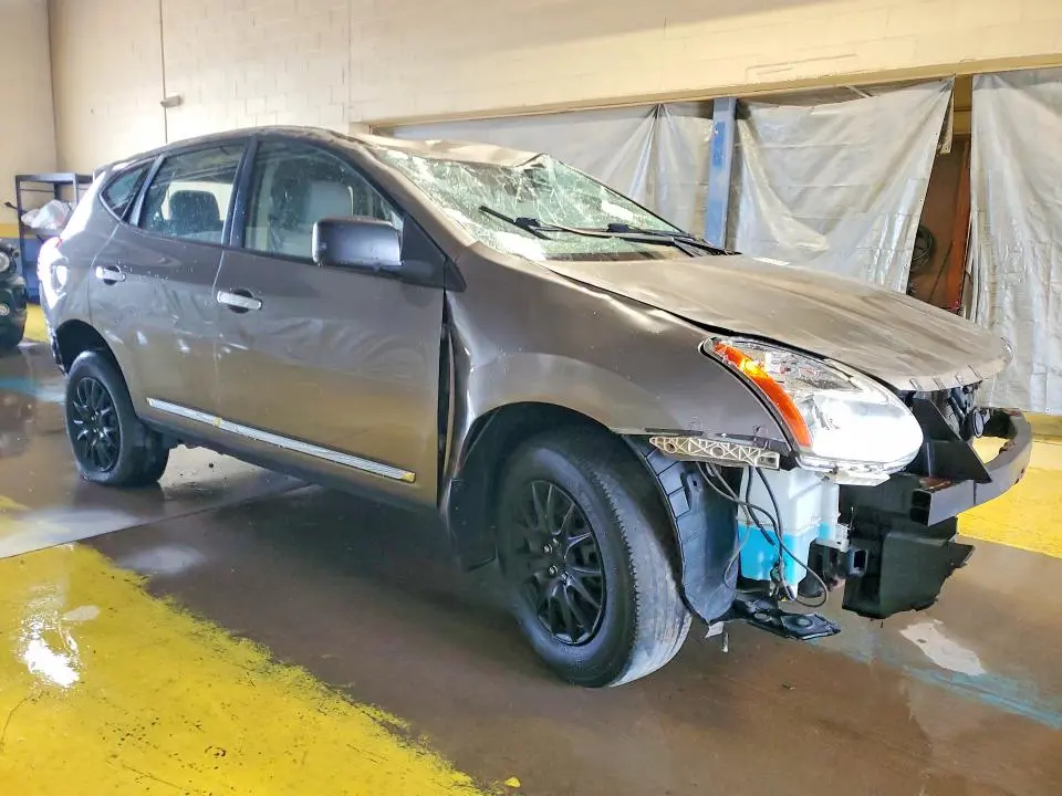 2013 NISSAN ROGUE S  
