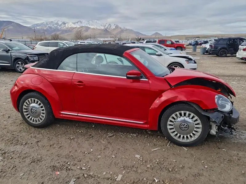 2013 VOLKSWAGEN BEETLE   