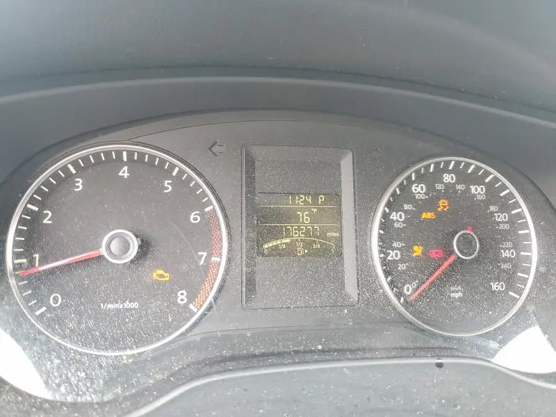 2012 VOLKSWAGEN JETTA SE  