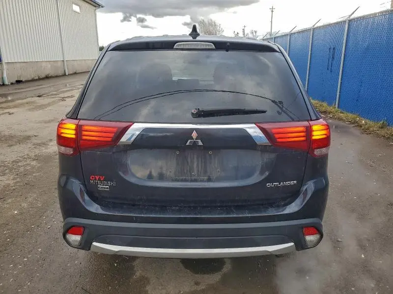 2018 MITSUBISHI OUTLANDER ES  