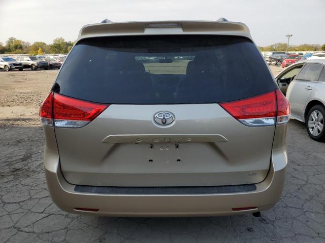 2014 TOYOTA SIENNA LE