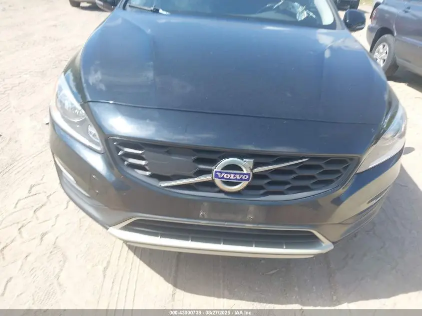 2016 VOLVO V60 CROSS COUNTRY T5