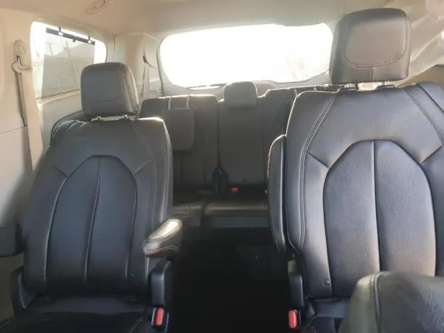 2017 CHRYSLER PACIFICA TOURING L  