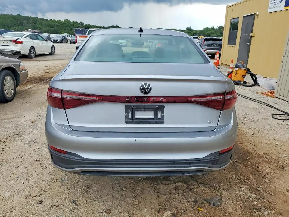 2025 VOLKSWAGEN JETTA SE  