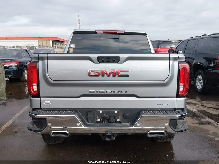 2025 GMC SIERRA 1500 4WD  SHORT BOX SLT