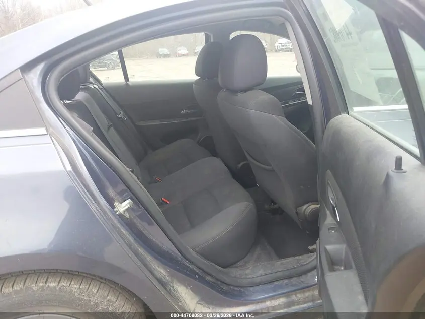 2014 CHEVROLET CRUZE 1LT AUTO