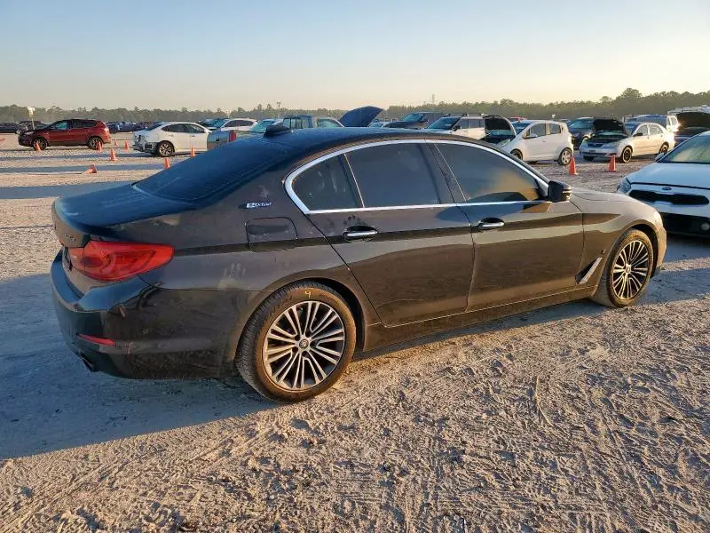 2018 BMW 530E   