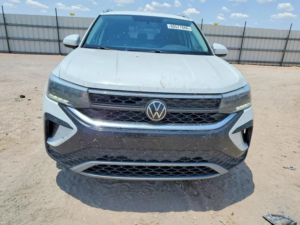 2022 VOLKSWAGEN TAOS SE  