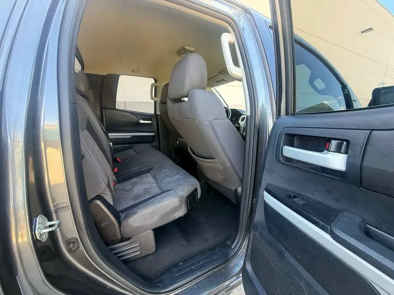 2014 TOYOTA TUNDRA SR5  
