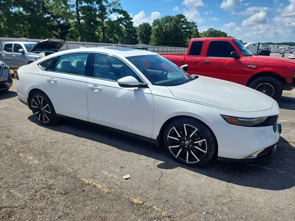 2025 HONDA ACCORD TOURING HYBRID  