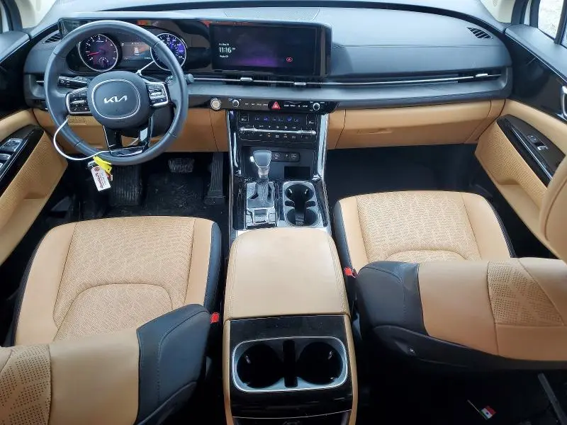2024 KIA CARNIVAL EX  