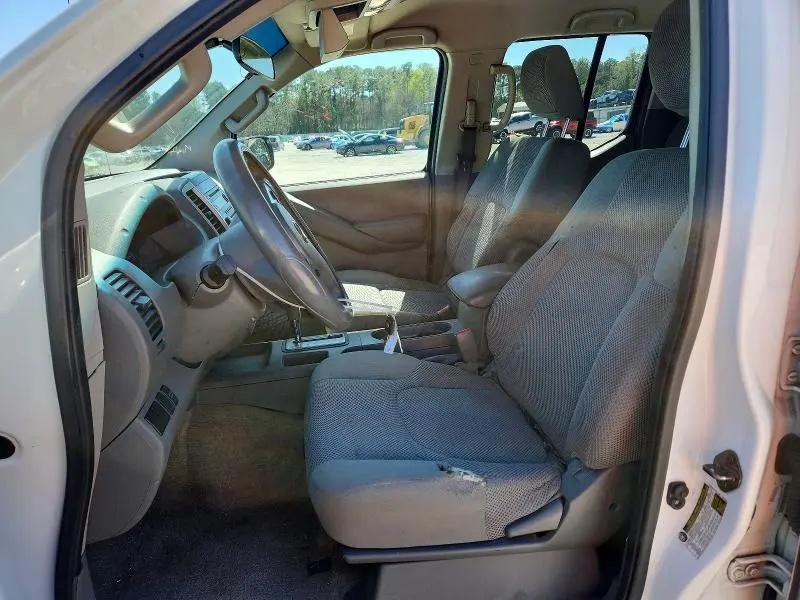 2014 NISSAN FRONTIER S  