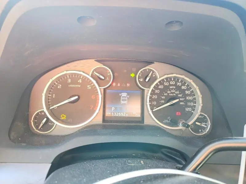 2016 TOYOTA TUNDRA SR5  