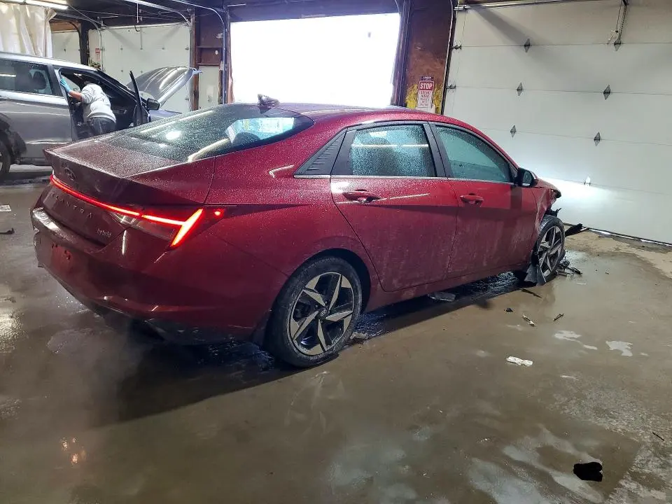 2023 HYUNDAI ELANTRA LIMITED  