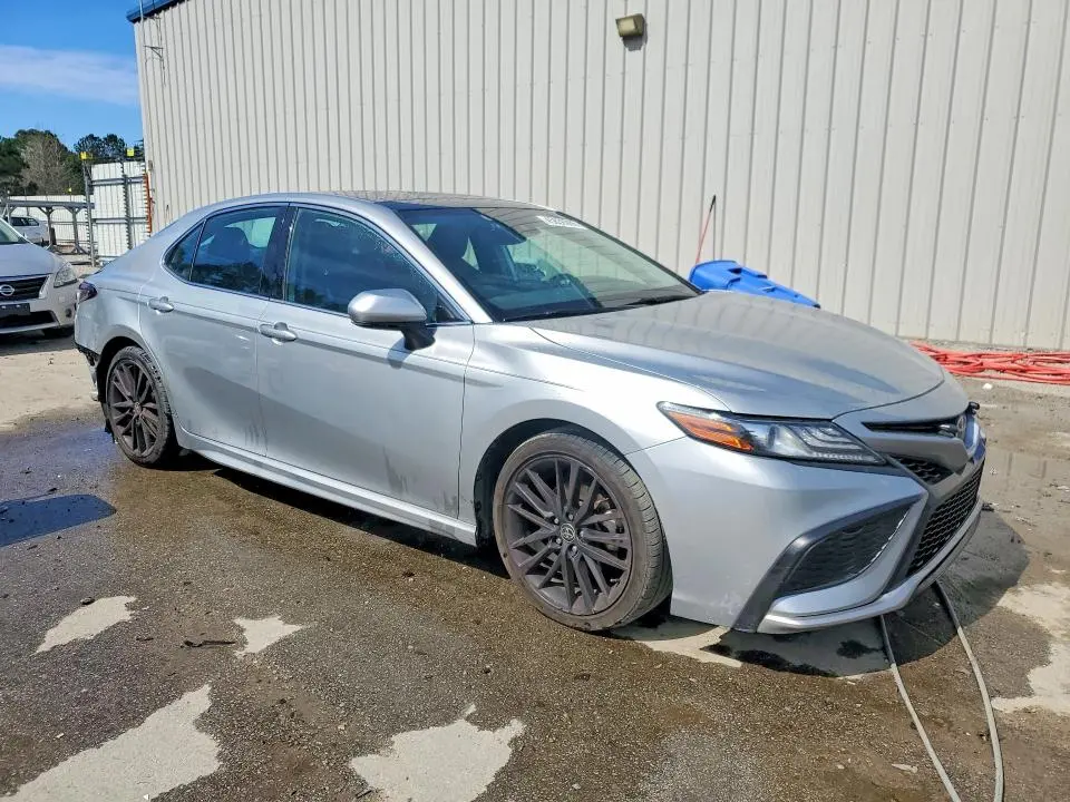 2021 TOYOTA CAMRY XSE  