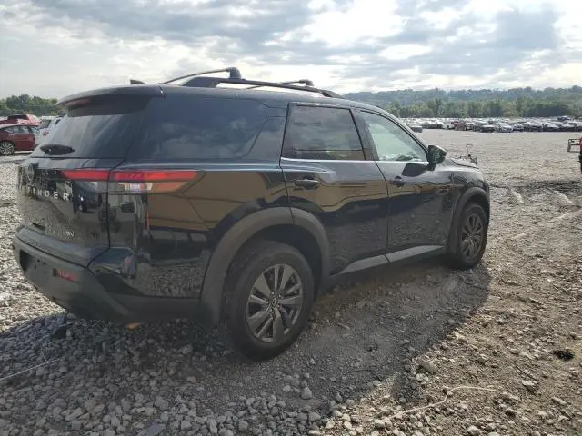 2022 NISSAN PATHFINDER SV  