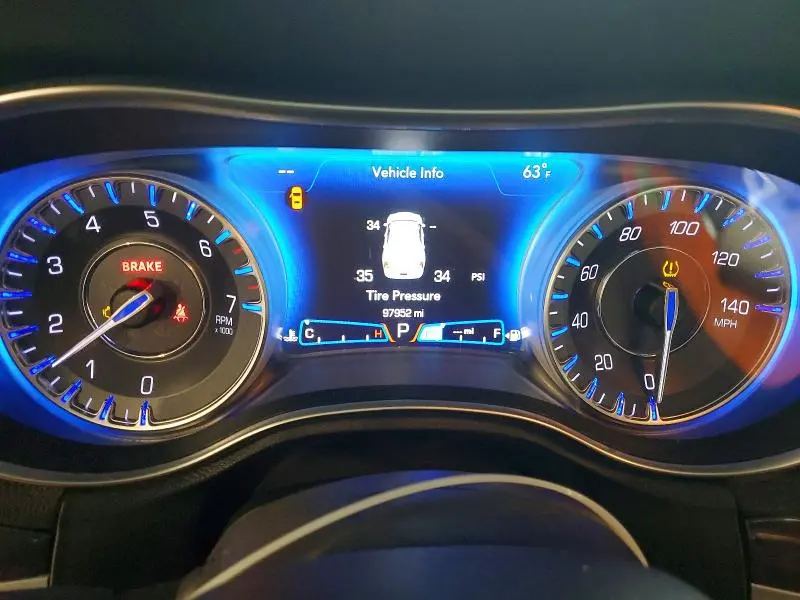 2019 CHRYSLER 300 LIMITED  