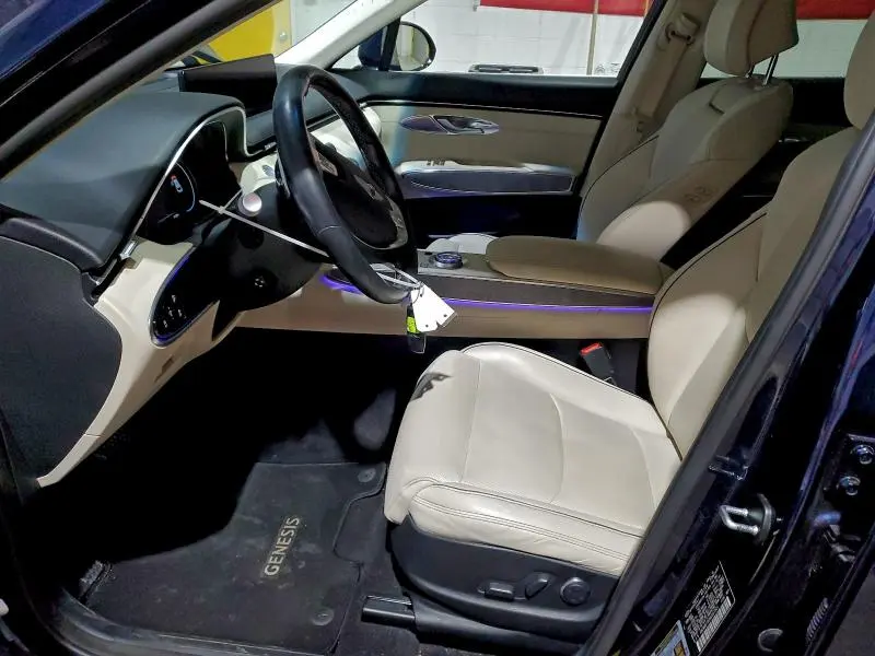 2022 GENESIS GV70 BASE  