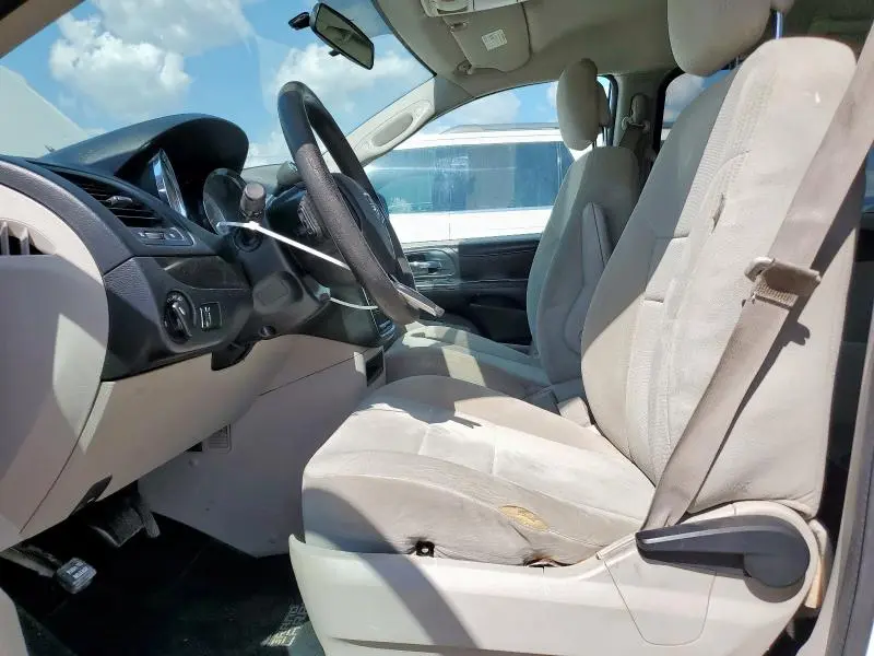 2013 DODGE GRAND CARAVAN SE  
