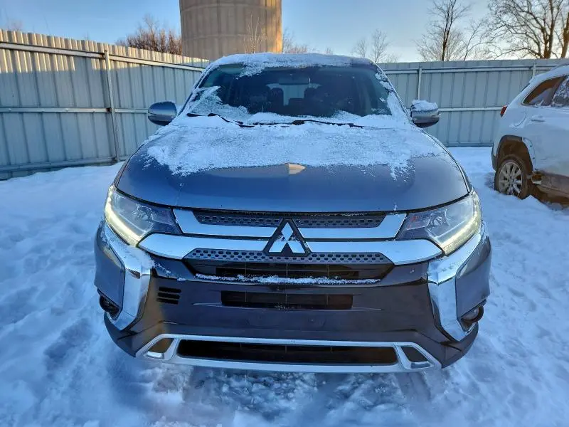 2019 MITSUBISHI OUTLANDER SE  