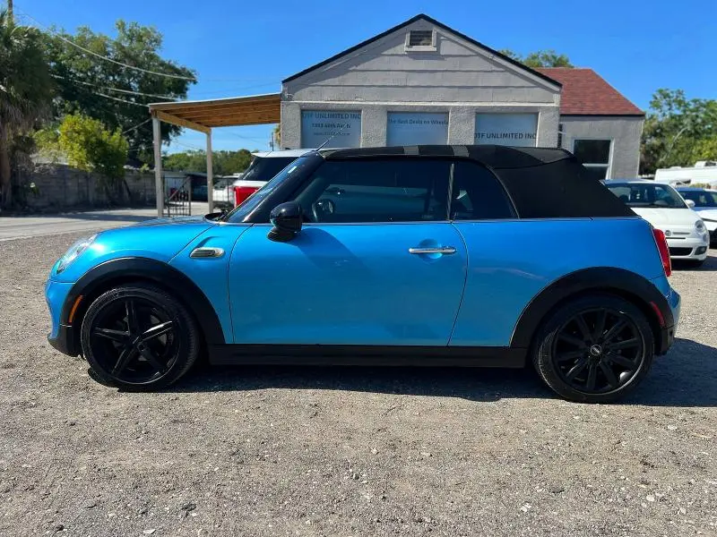 2016 MINI COOPER   