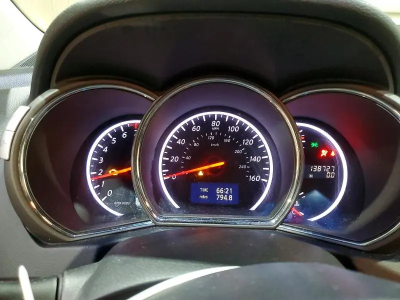 2012 NISSAN MURANO S  