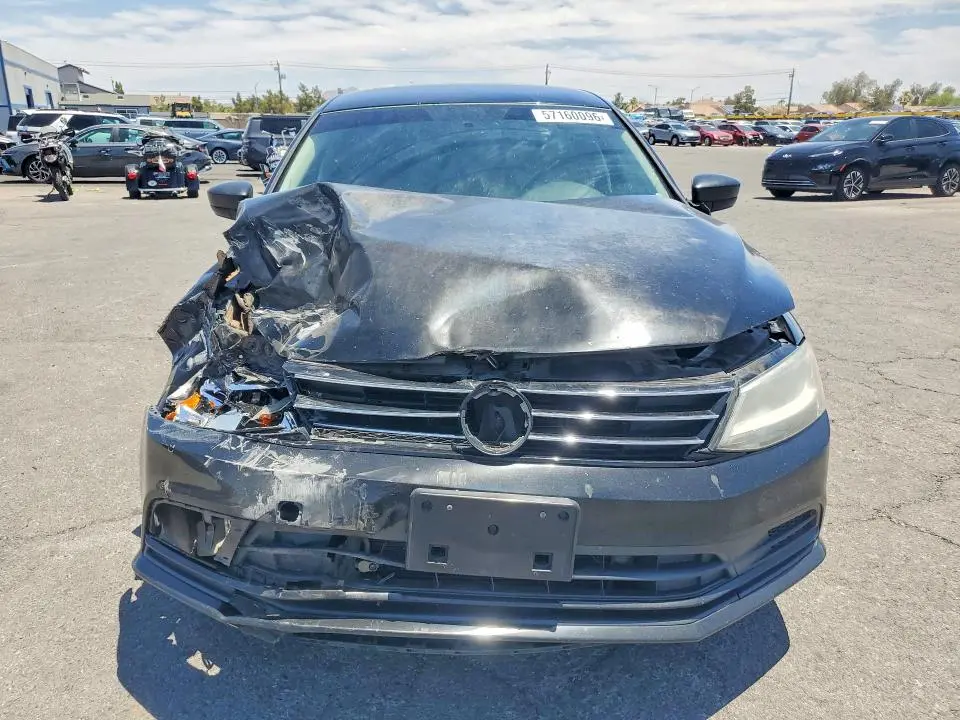 2016 VOLKSWAGEN JETTA SE  