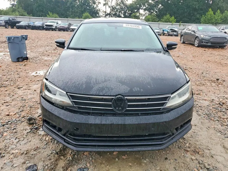 2017 VOLKSWAGEN JETTA SE  