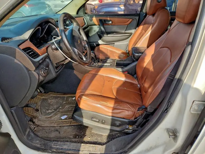 2015 CHEVROLET TRAVERSE LT  