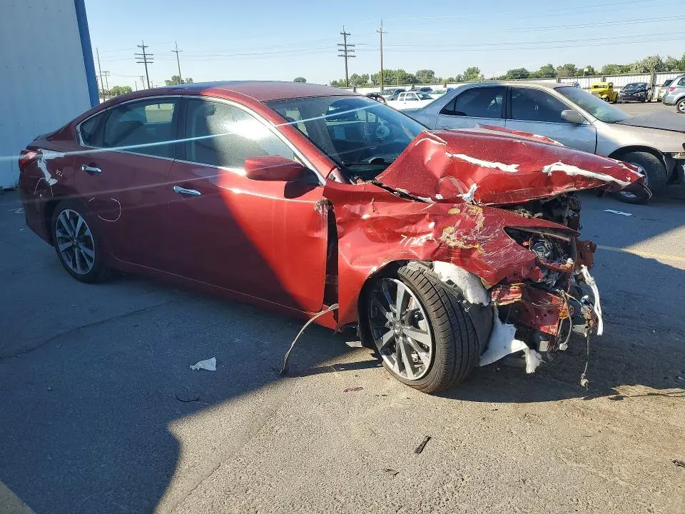 2016 NISSAN ALTIMA 2.5 SR  