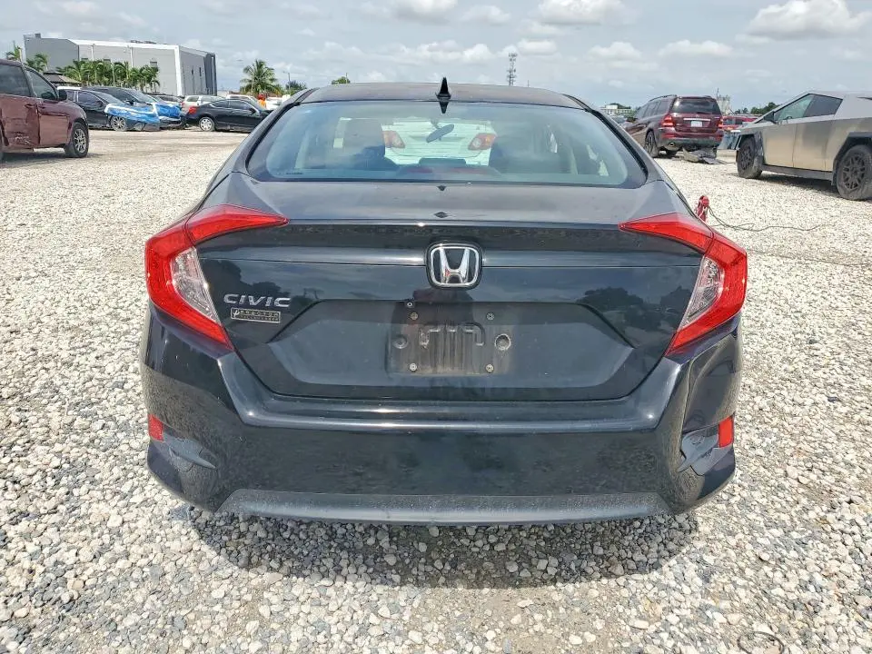 2018 HONDA CIVIC EX  
