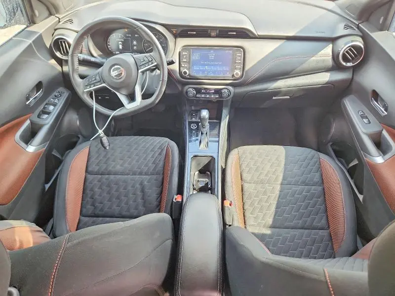 2021 NISSAN KICKS SR  