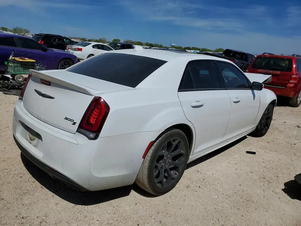 2020 CHRYSLER 300 S  