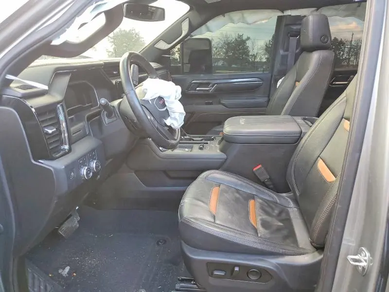 2024 GMC SIERRA K2500 AT4  