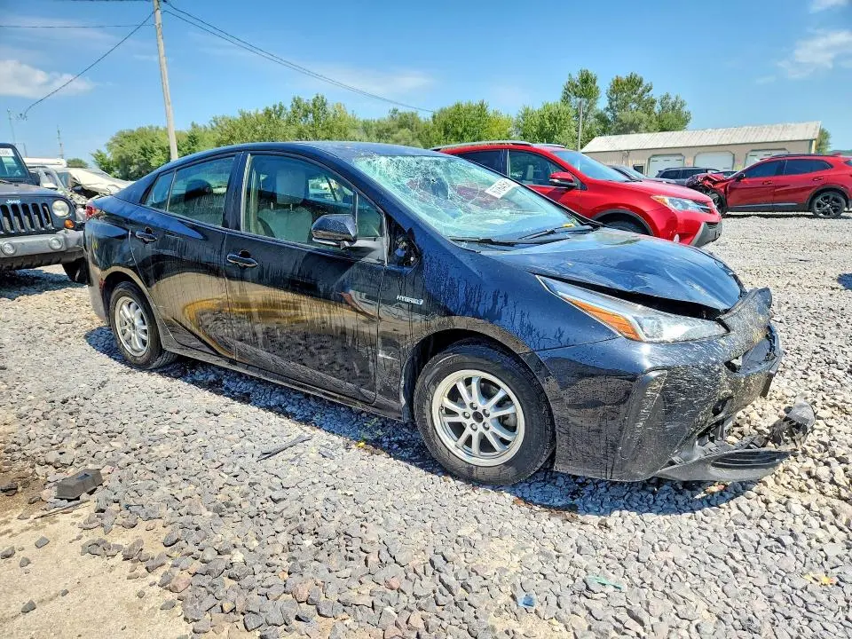 2021 TOYOTA PRIUS LE  