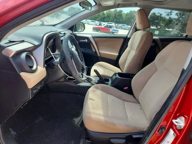 2014 TOYOTA RAV4 XLE  