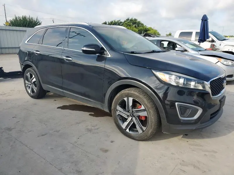 2017 KIA SORENTO LX  