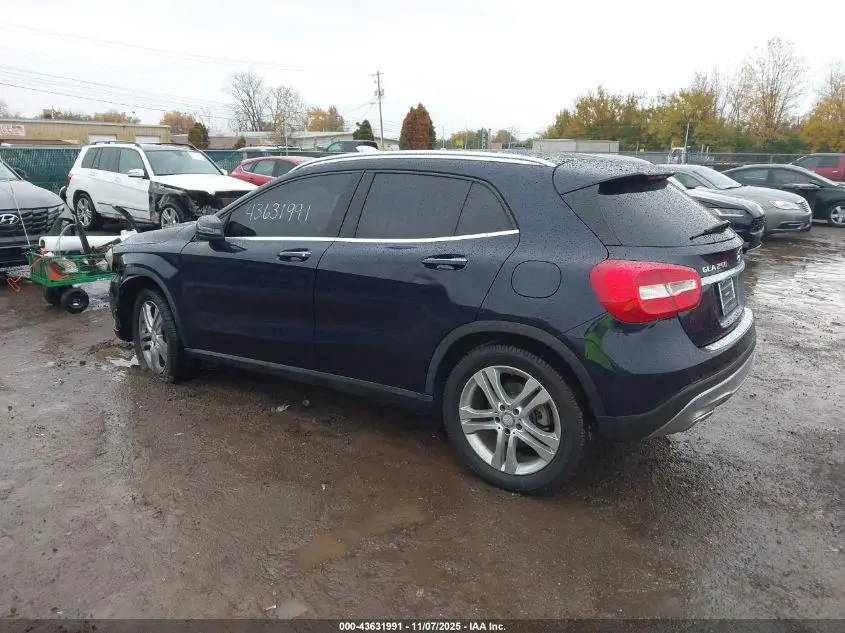 2017 MERCEDES-BENZ GLA 250 4MATIC