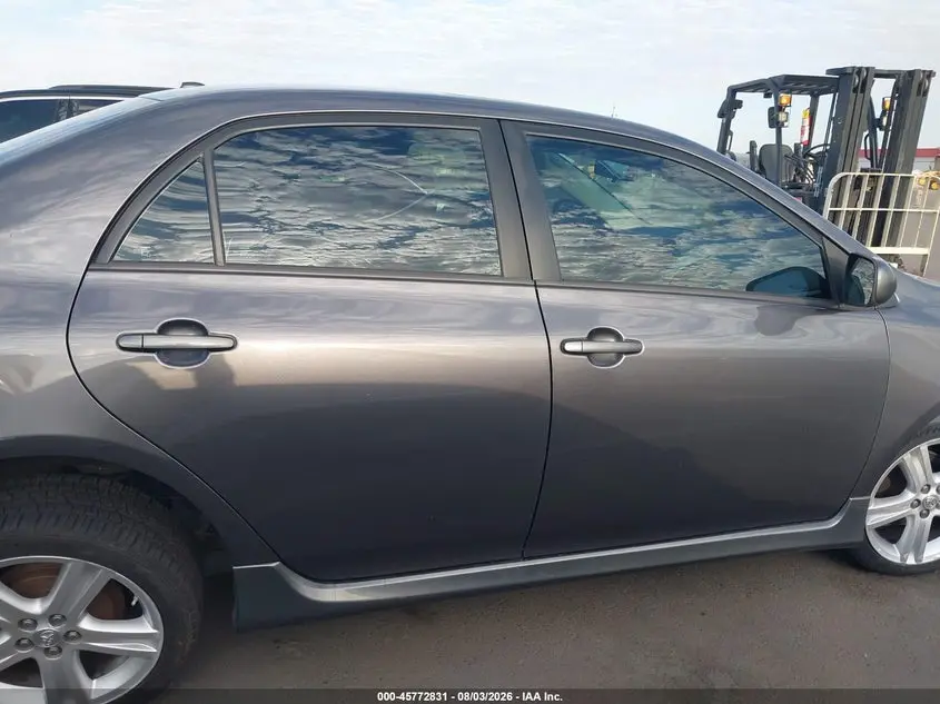 2013 TOYOTA COROLLA S