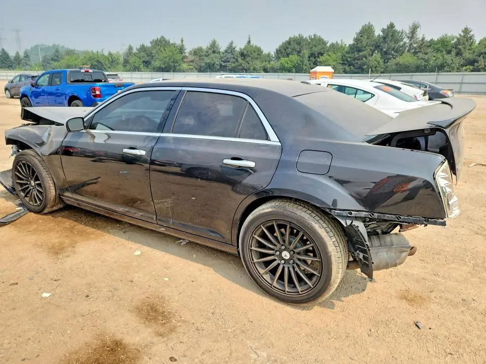 2014 CHRYSLER 300C VARVATOS  