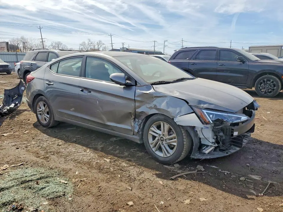 2020 HYUNDAI ELANTRA SEL  